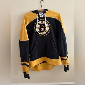 Reebok Boston Bruins hockey sweatshirt